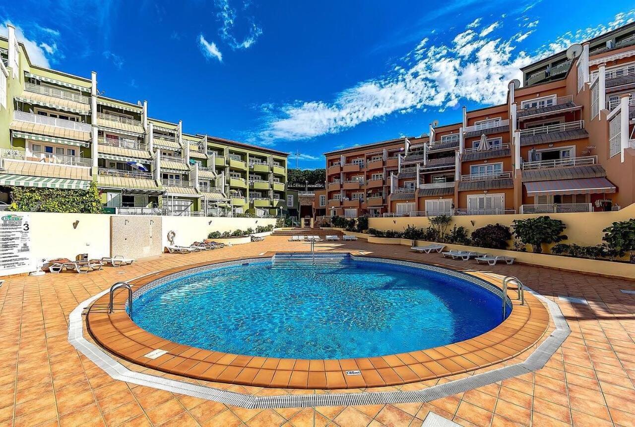 Two-Bedroom Apartment,1083556060:JPEG