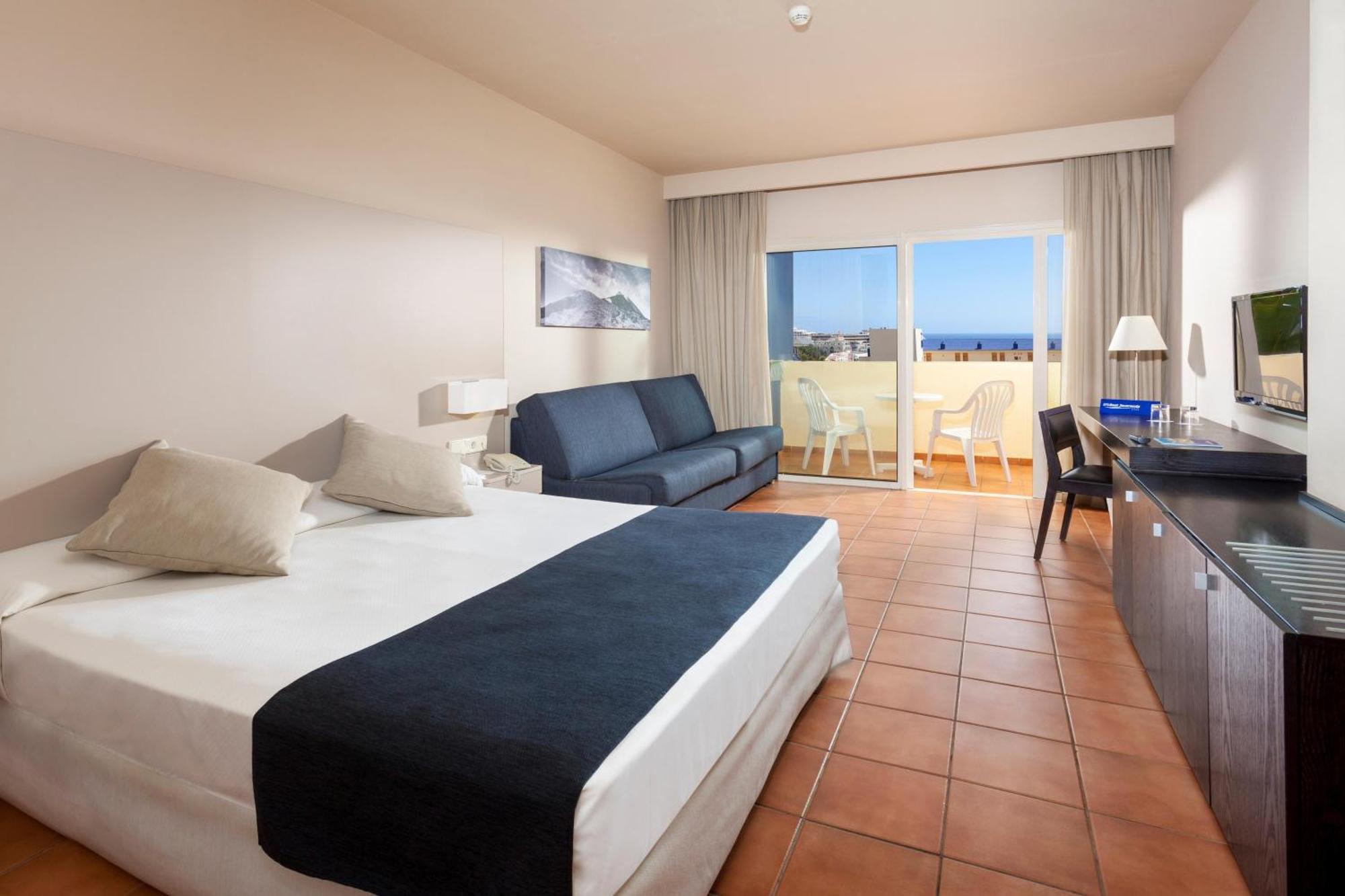Single Room with Balcony