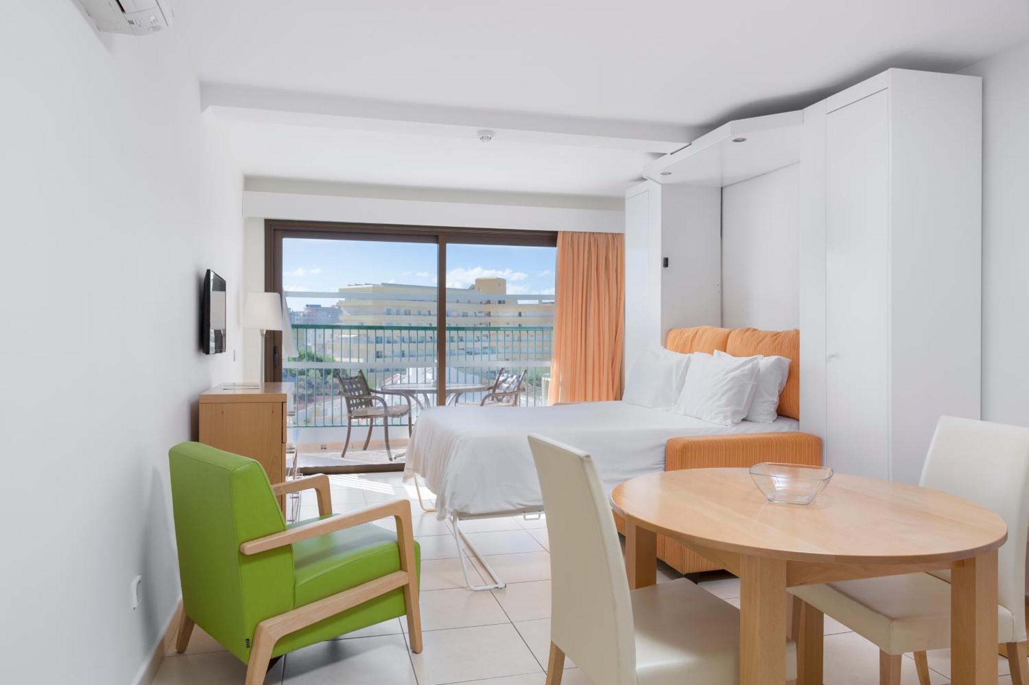 Studio Apartment,1588069108:JPEG