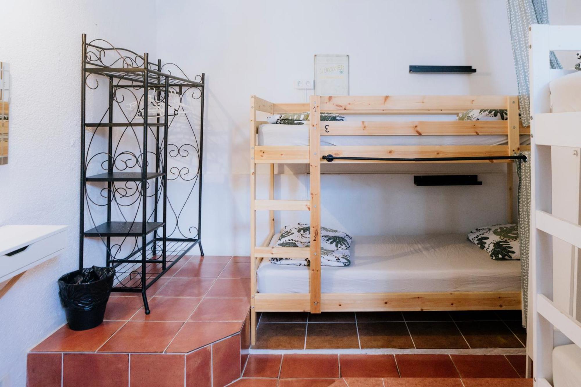 Posto Letto in Dormitorio Femminile per 4 Persone