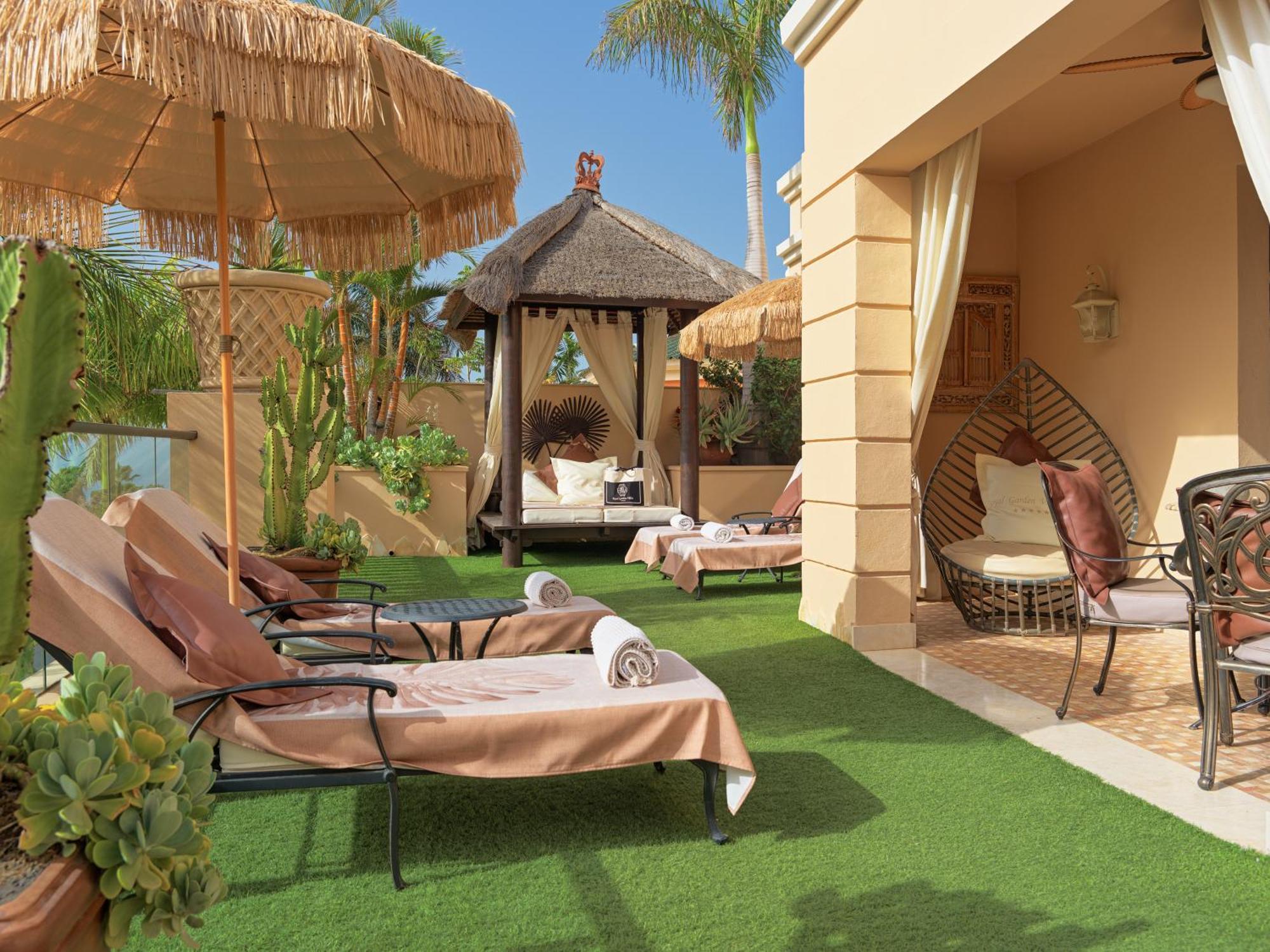 Grand Princess Villa private pool