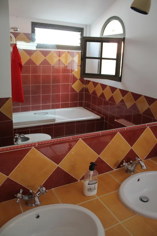 Bed in 4-Bed Mixed Dormitory Room with Bathroom,996326239:JPEG