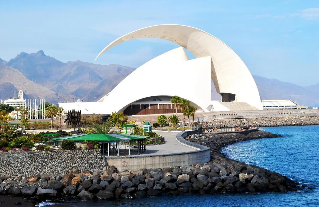 Luis Estudio Adeje Tenerife Sur By Hrtenerife Net-1