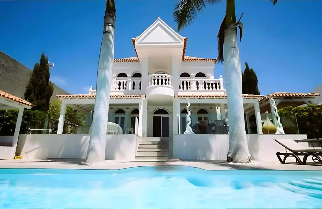 Villa Ocean Palm, Heated Pool!-1