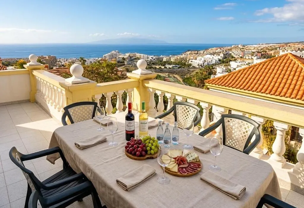 Magnific Las Americas view apartment-1