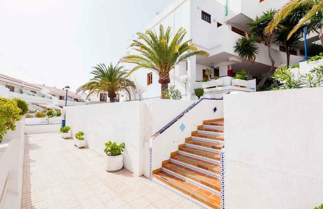 Exclusive Francy'S Apartment In Garden City, Sant'Eugenio-1