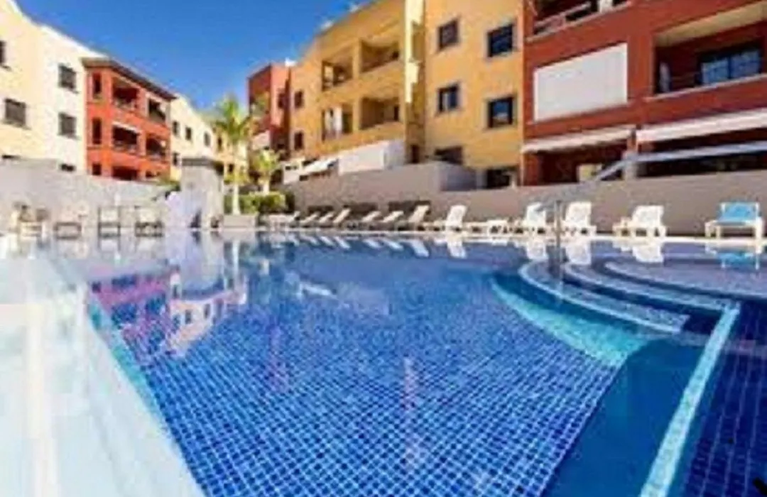 Apartpool El Torreon-1
