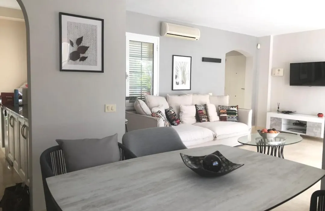 La Caleta Luxury Seaside Villa With 3 Bedrooms And Private Pool-1