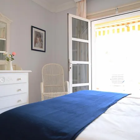 Colonial Suite-3