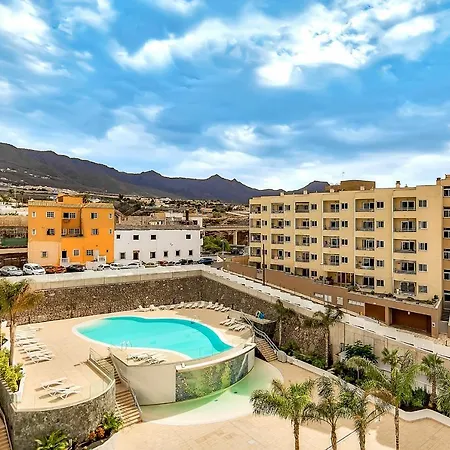 Ocean Garden 2 Bed Apartment-3