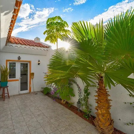 Marvelous holiday home - villa La Caleta-3