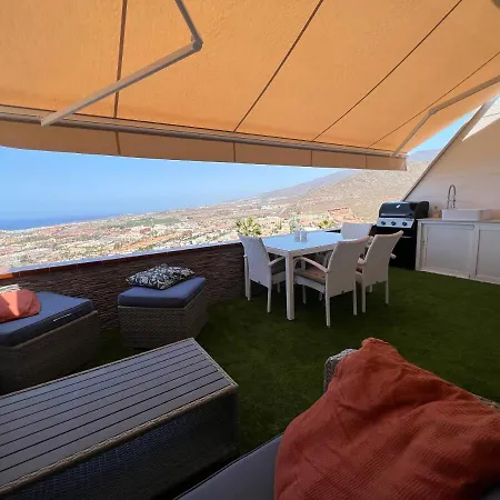 2 Bedroom Apartment With Breathtaking View Of The Sea - Sunset-3