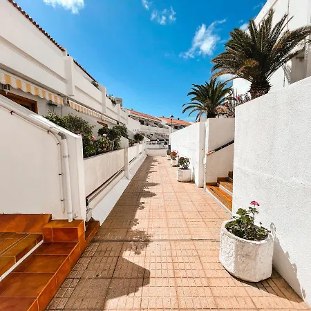 Exclusive Francy'S Apartment In Garden City, Sant'Eugenio-2