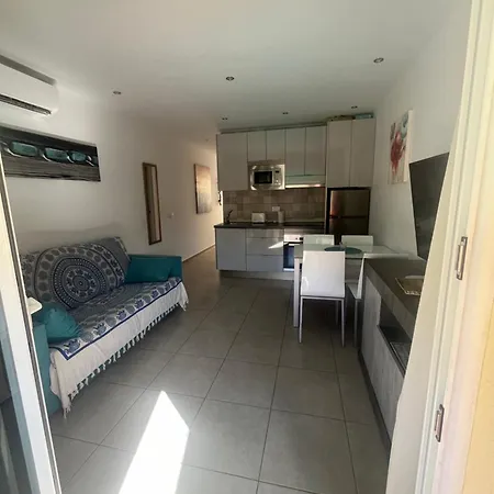 Sunny Pool View & Airco Apartament Symon Mareverde-2