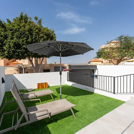 Designer Loft With Pool, With Gigantic Terrace And Private Parking & In The City Centre-3