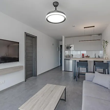 New Modern Apartment With Heated Pool-3