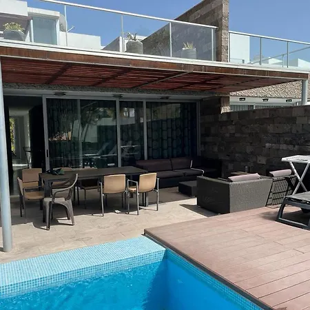 Exclusive Villa In Bahia Del Duque-3