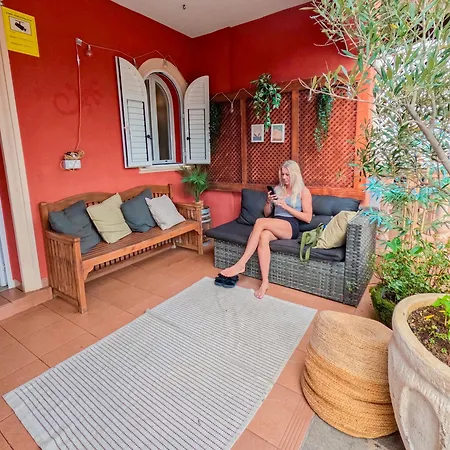 Duque Nest Hostel-2