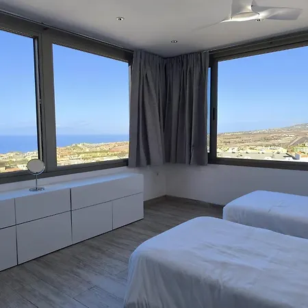 Torviscas Sunset Villa 4 Rooms With Air-Conditioning & Private Jacuzzi-3