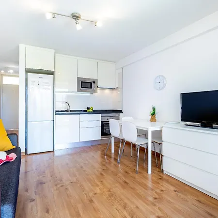32 Bright Copacabana Ocean View Free Wifi-3