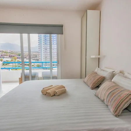 Paraiso Del Sur 2-Bedroom Luxury Suite, Sea & Mountain Views-2