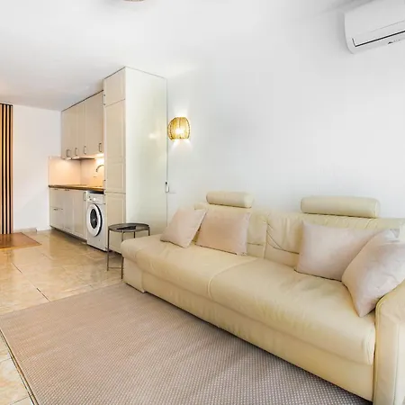 Santa Maria 2 Bedrooms-3