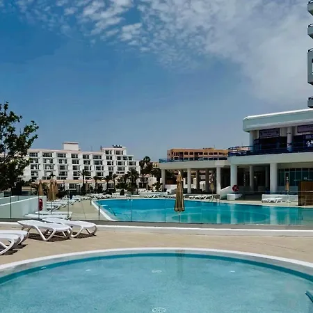 Ocean Paradise-2