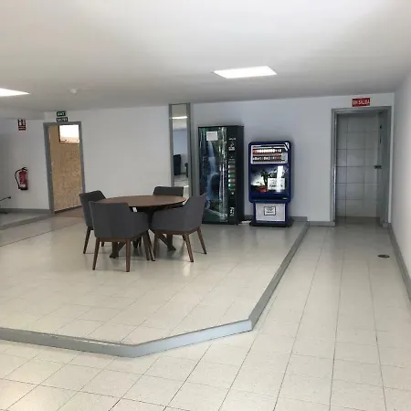 Un dormitorio en Playa de las Américas-3