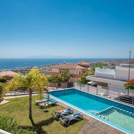 2 Charming Villa Private Pool And Sea View-3